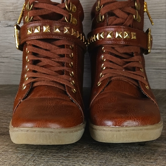 Wanted wedge sneakers studded brown gold women's 7 - Picture 3 of 8